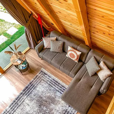 Lodge Bungalovca